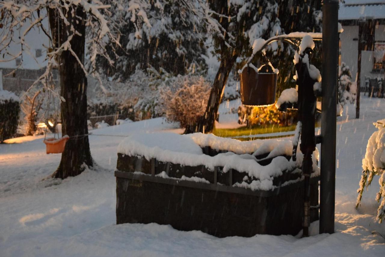 La Volta - Lake Como Heritage Home In Molino Maufet Watermill - Patio On The Garden 콜리코 외부 사진